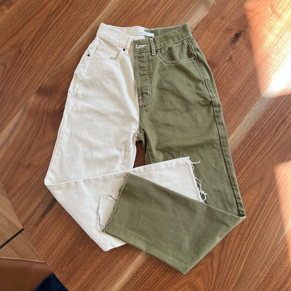 PacSun Women’s Jeans - Picture 3 of 7